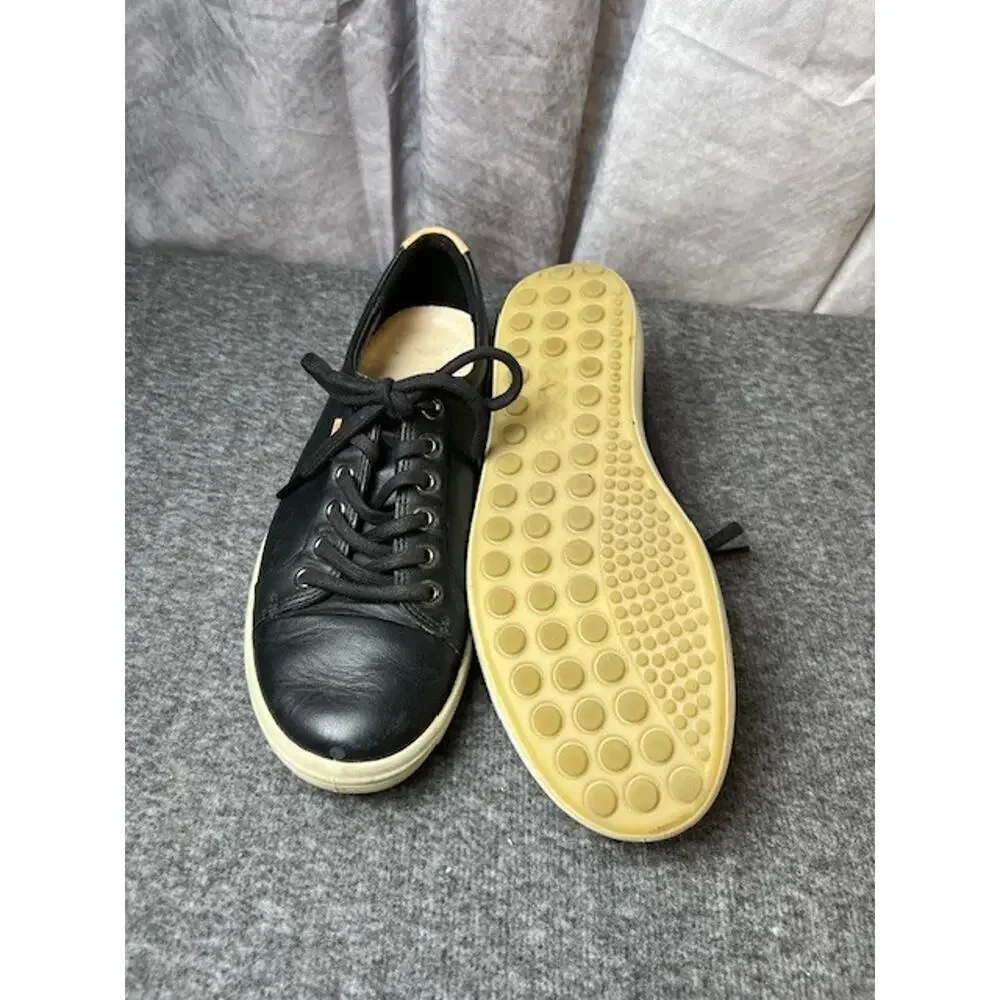 Ecco Womens Soft7 Sneaker Size 39 8.5 Black Leather Lace Up Comfy Shoe Trainer